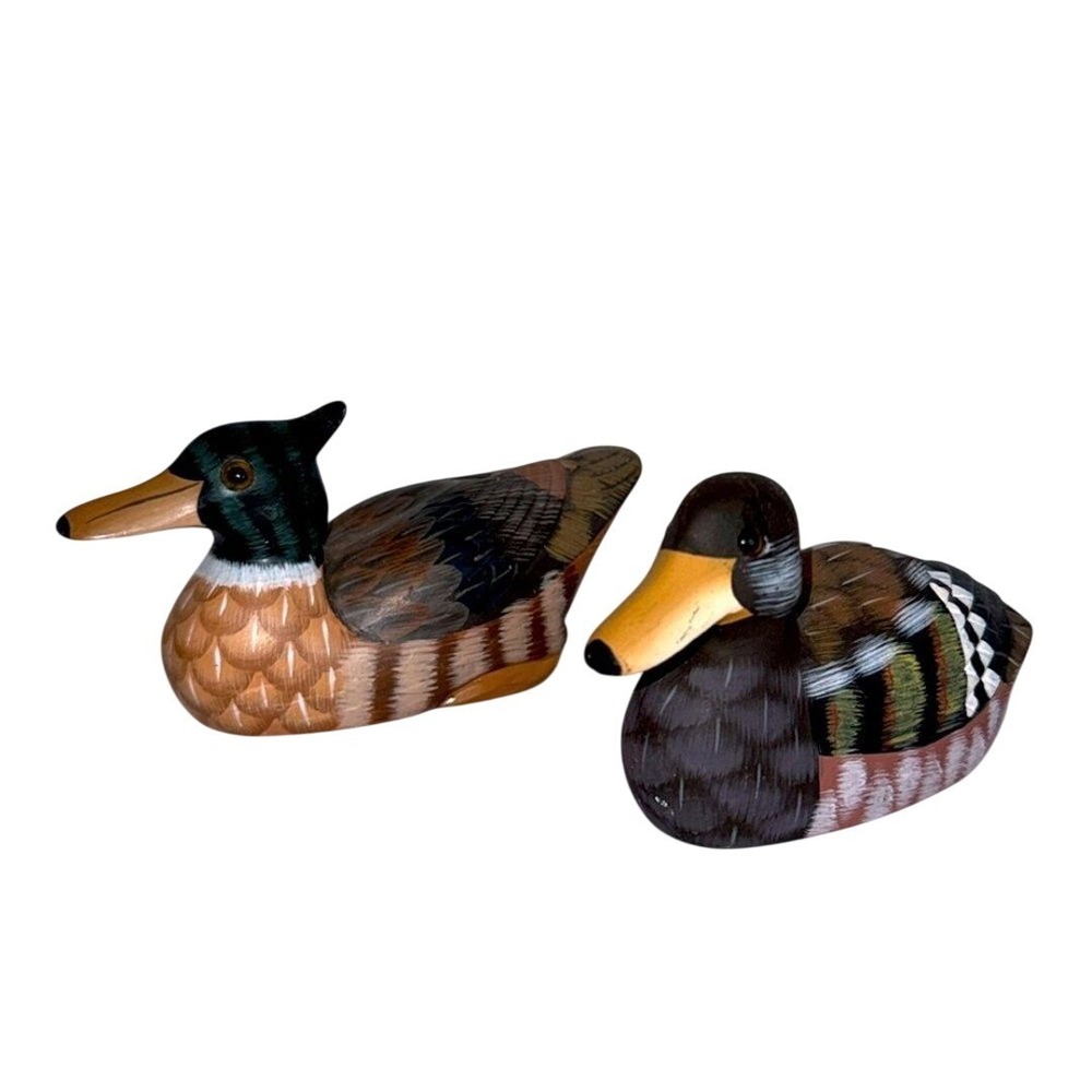 Vtg Mallard hand painted set of two ducks heavy stone home decor